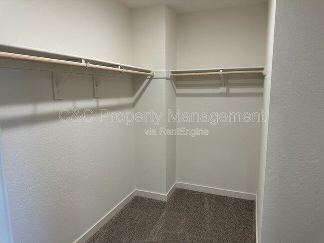 Building Photo - 1805 Lucky Star Pl