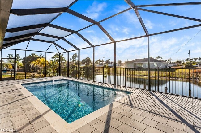 Building Photo - 3318 NE 13th Pl