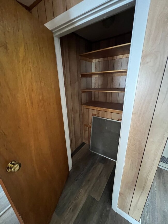 Building Photo - 26-28 Route 7 North, Unit 101