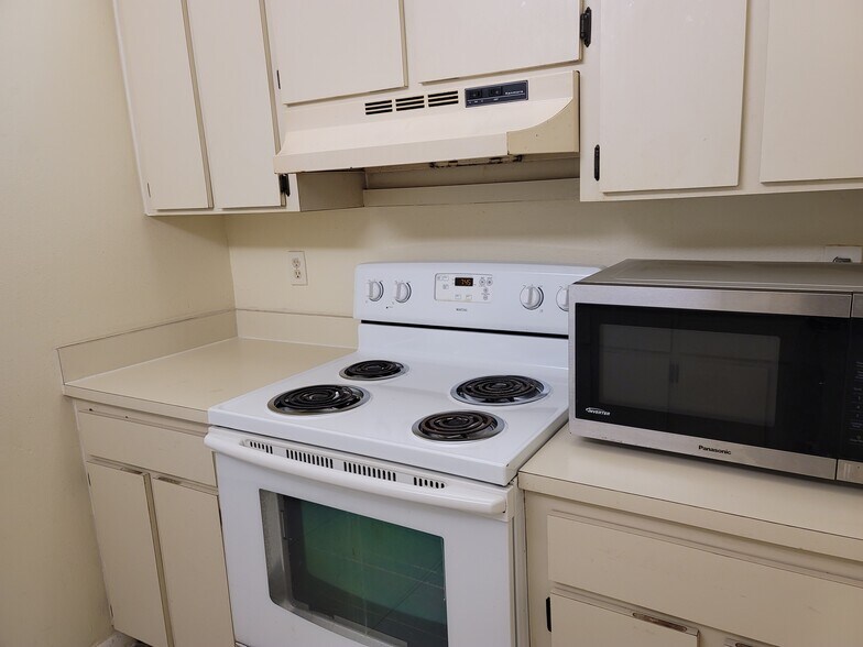 Kitchen - 8200 SW 210th St