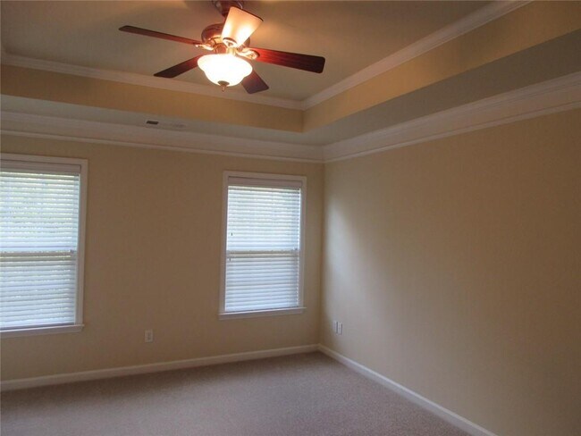 Building Photo - 6074 Kentons Ln
