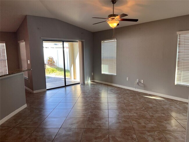 Building Photo - 11018 Whittney Chase Dr