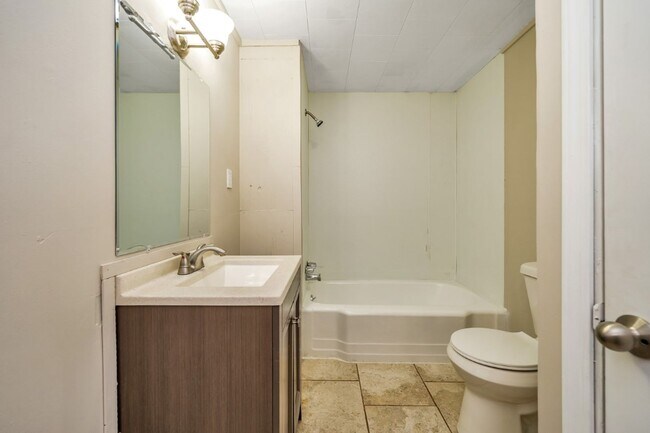 Building Photo - Fully Renovated 2BR Home in Dora, AL — Mod...