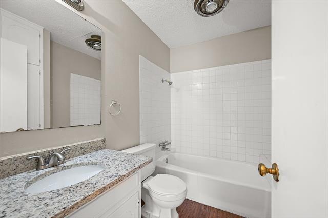 Building Photo - 6624 Vega Dr