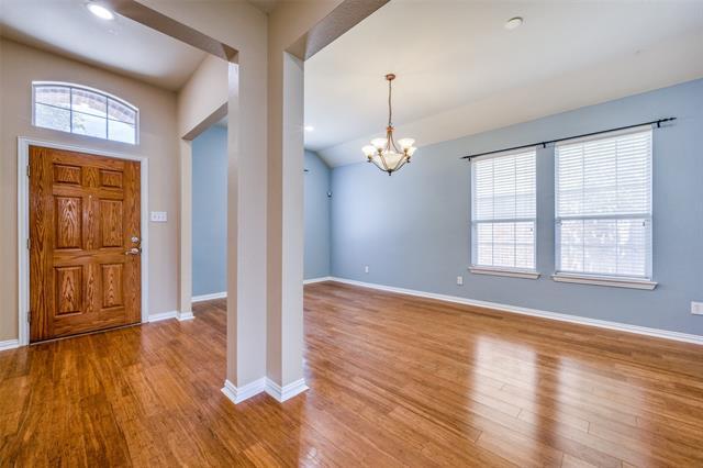 Building Photo - 303 Ravenna Rd