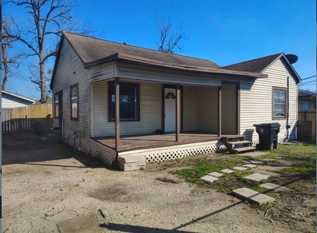 Building Photo - 7716 Appleton St