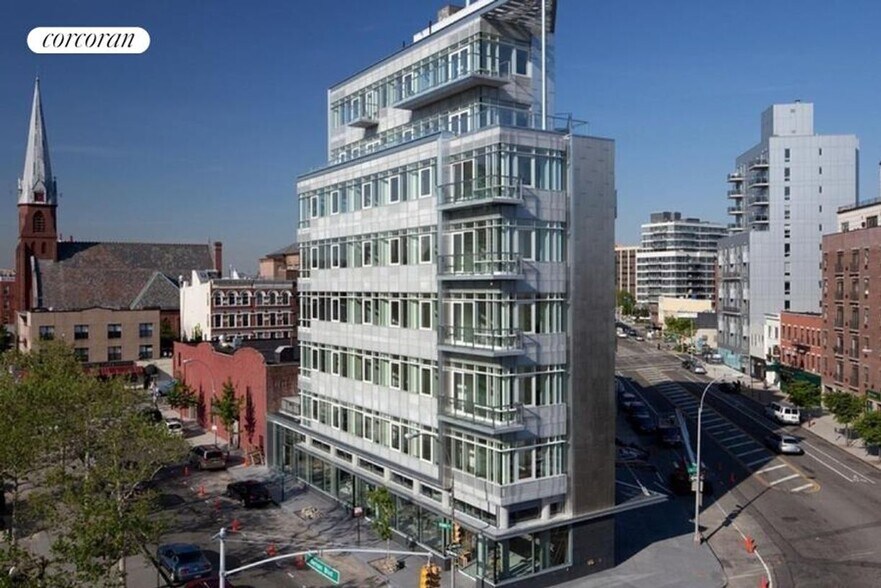 Building Photo - 10-17-17 Jackson Ave