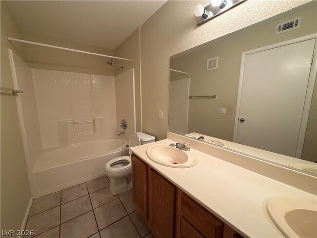 Building Photo - 3079 Key Largo Dr