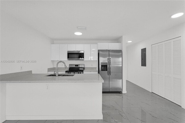 Building Photo - 2729 NW 44th St