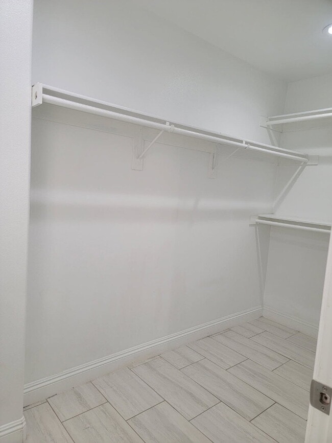 Building Photo - Must see - Won't last!  Spacious home with large back yard.