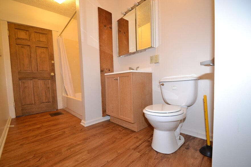 Building Photo - 537 Carroll St