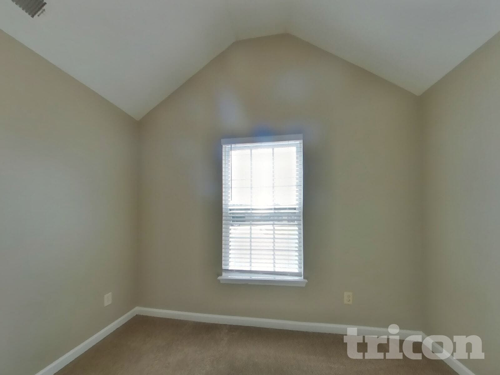 Building Photo - 2003 Bertha Ct