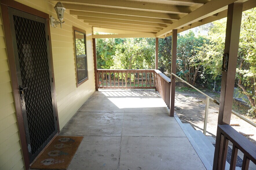 Building Photo - 3948 Pennsylvania Ave