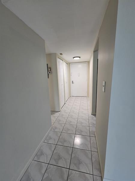 Building Photo - 4121 Stirling Rd