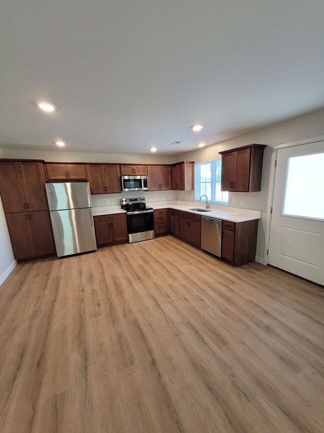 Building Photo - 4614 Alan Ln