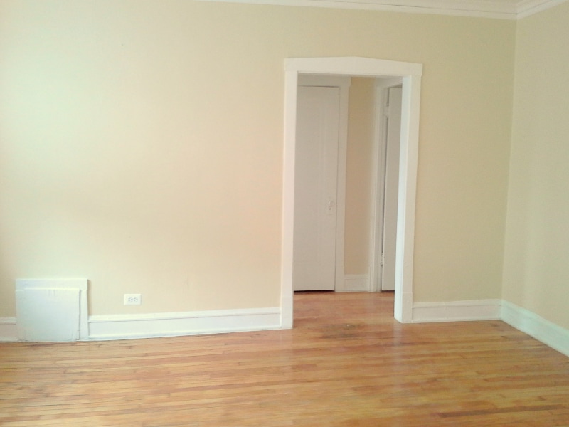 Building Photo - 4022 W Melrose St