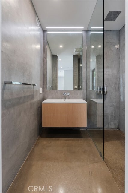 Building Photo - 762 Rosecrans Ave