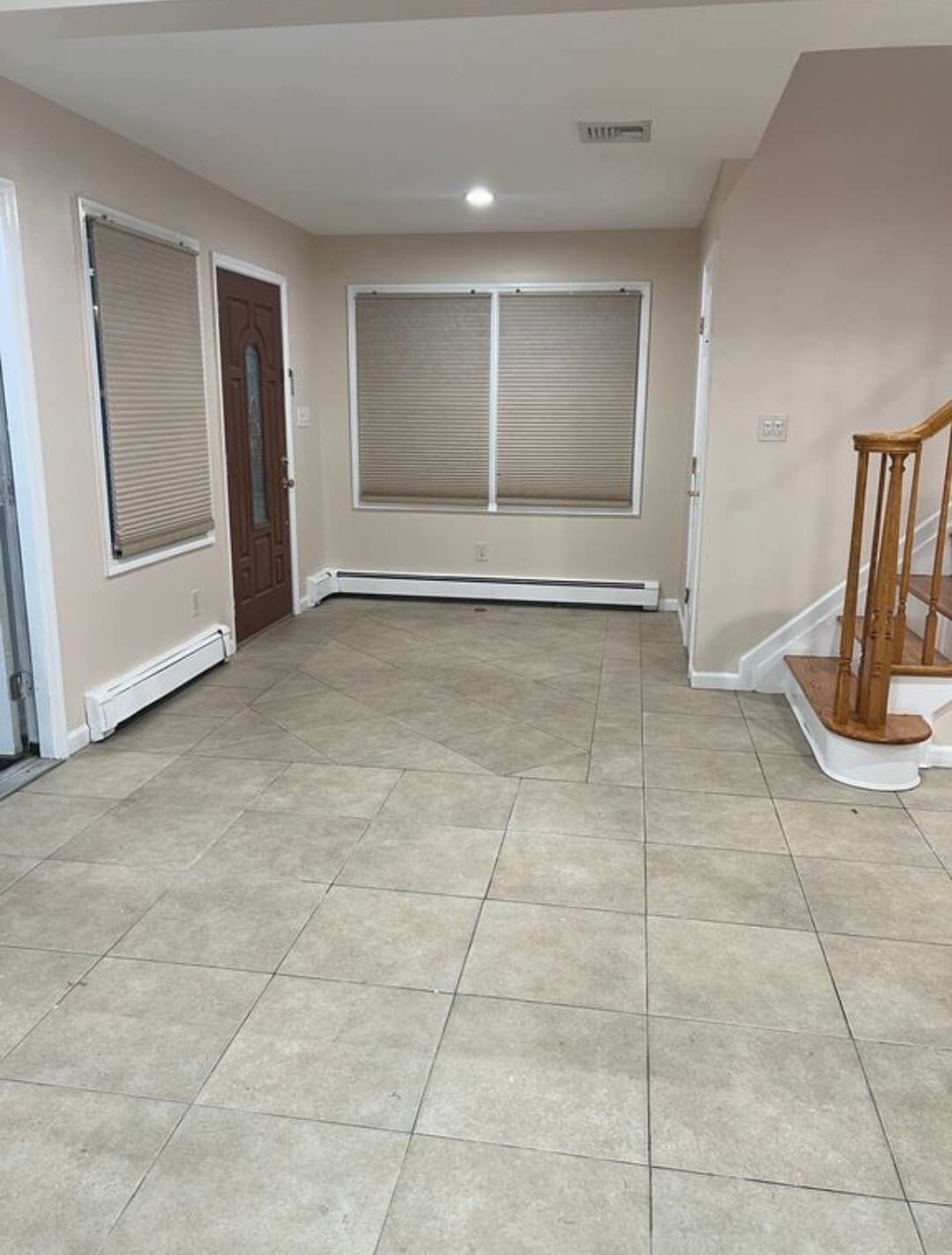 3 - Front Entrance - 100 5th Ave