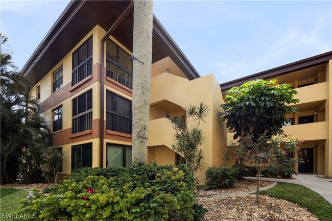 Building Photo - 6142 Whiskey Creek Dr