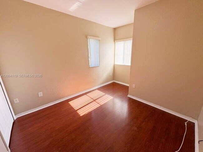 Building Photo - 8361 NW 107 Ct