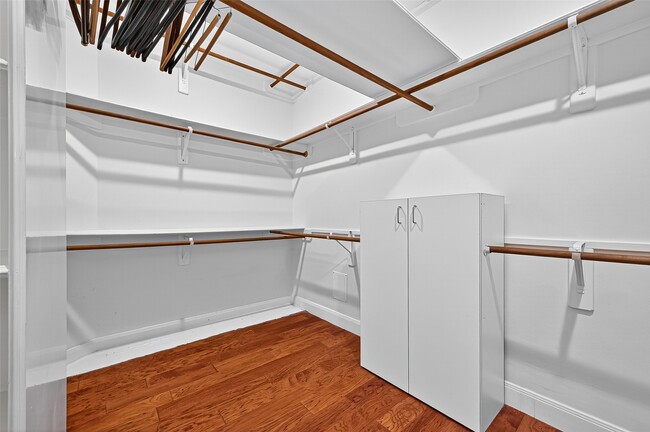 Building Photo - 14107 Glasgow Pl