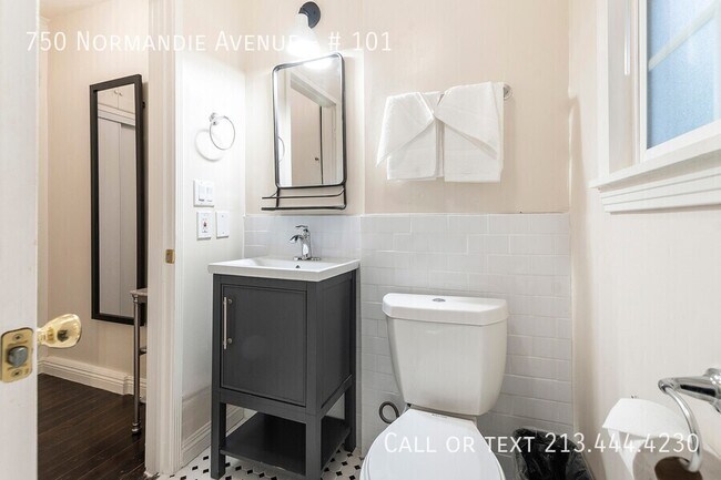 Building Photo - 750 Normandie Ave