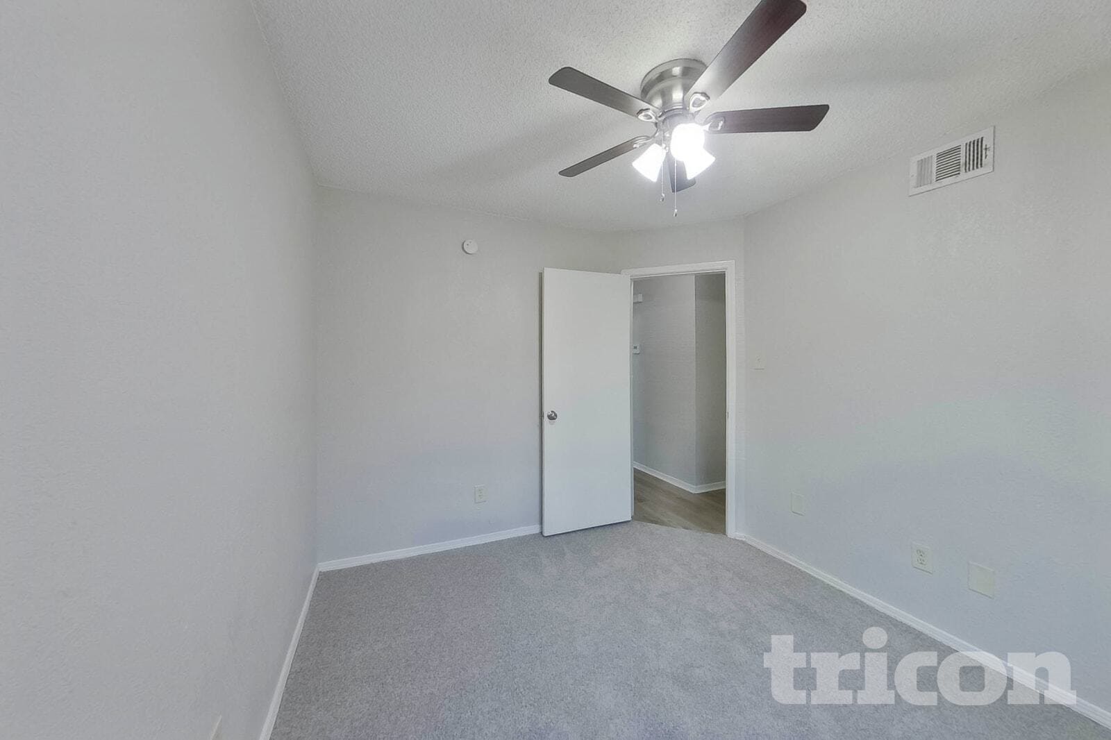 Building Photo - 806 Gable Ave