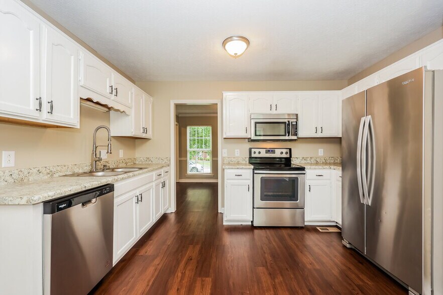 Building Photo - 603 McGivney Ct