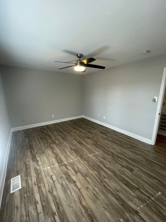 Building Photo - 11104 Concord Woods Dr