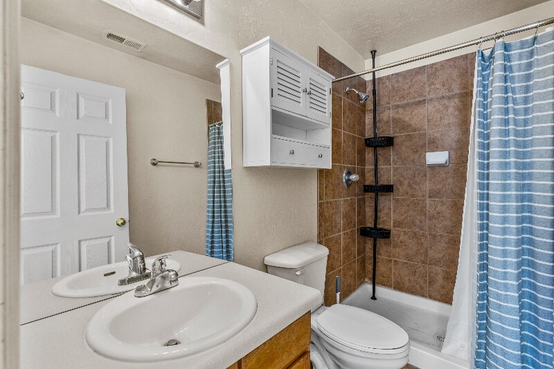 Building Photo - 1378 E Hatcher Dr