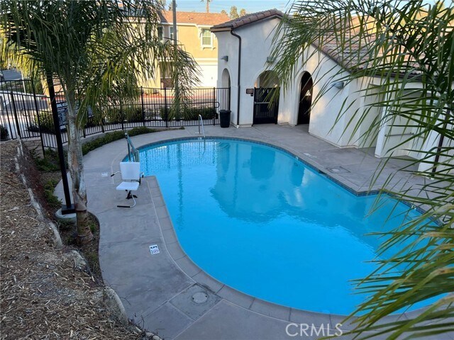 Building Photo - 42752 Azure St