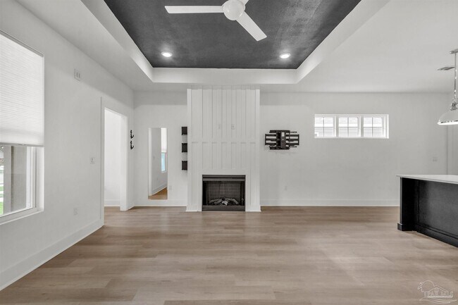 Building Photo - 17 N L St