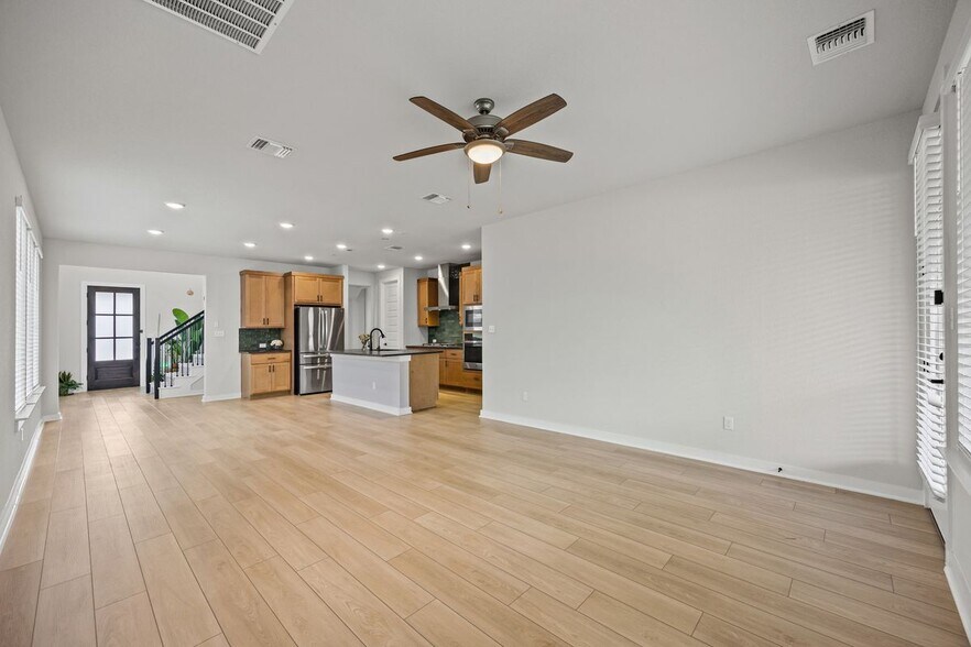 Building Photo - 12702 Autumn Bird Trce