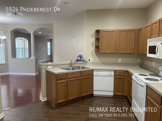 Building Photo - 5924 Phoebenest Dr