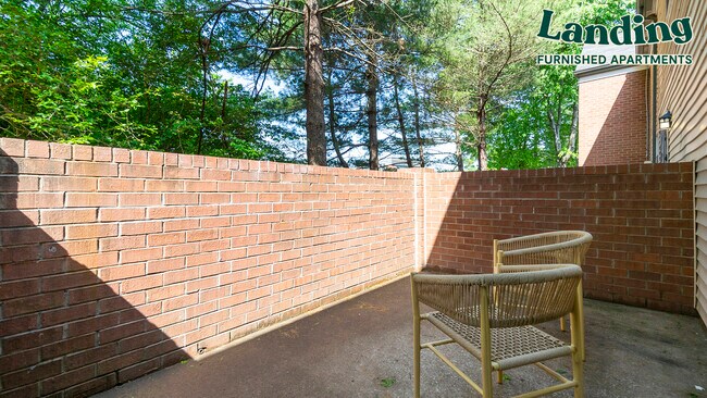 Building Photo - 1008 Village Green Crossing