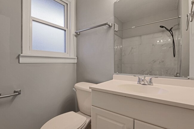 Building Photo - 4691 Janis Dr