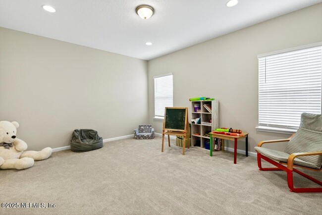 Building Photo - 542 Silver Landing Dr