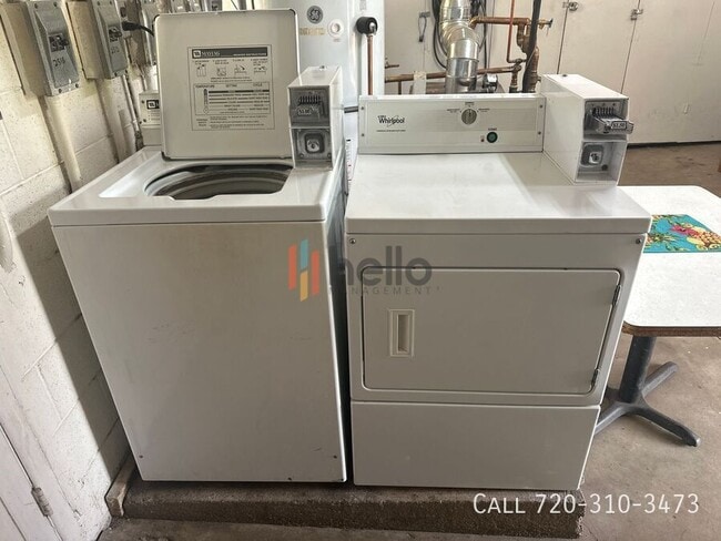 Building Photo - 2516 Quay St