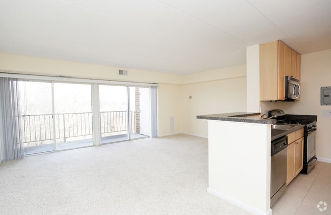 Building Photo - The Spectrum