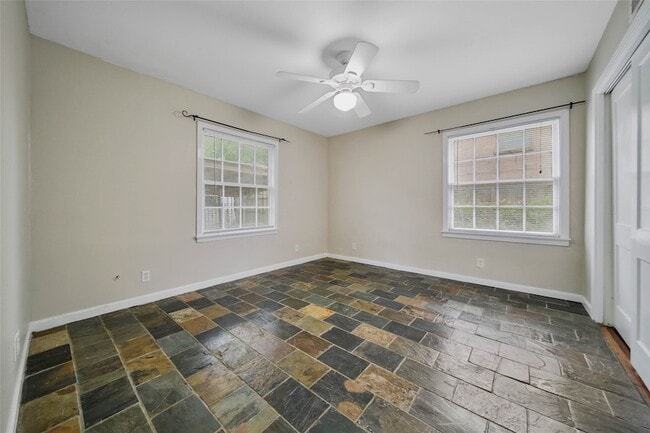 Building Photo - 4505 Larch Ln