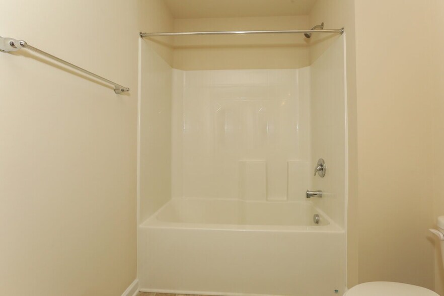 Building Photo - 434 Knothole Ln