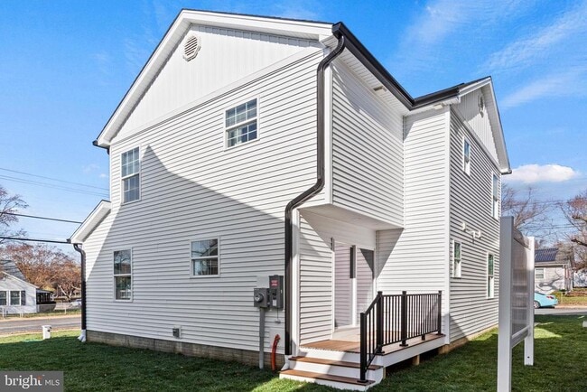 Building Photo - 41573 Church St