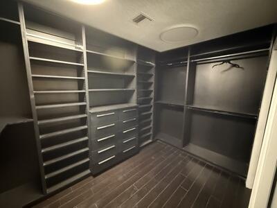Building Photo - 1295 Longlea Terrace
