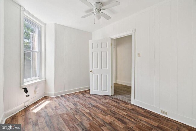 Building Photo - 2020 S Cecil St