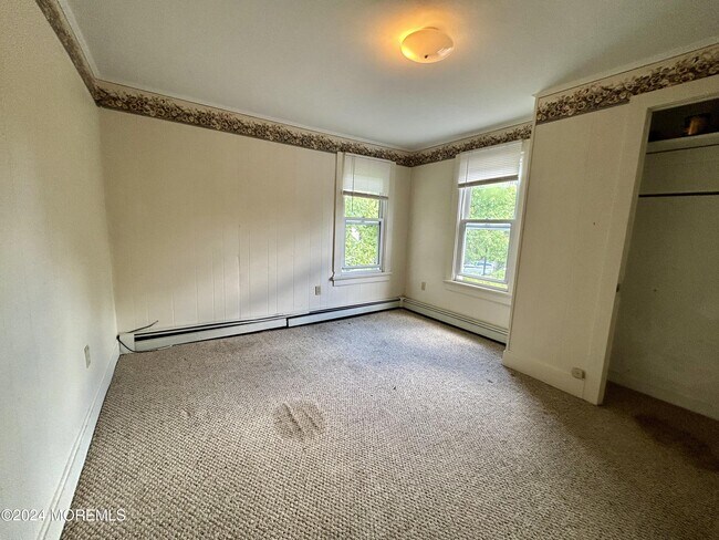 Building Photo - 79 N Main St