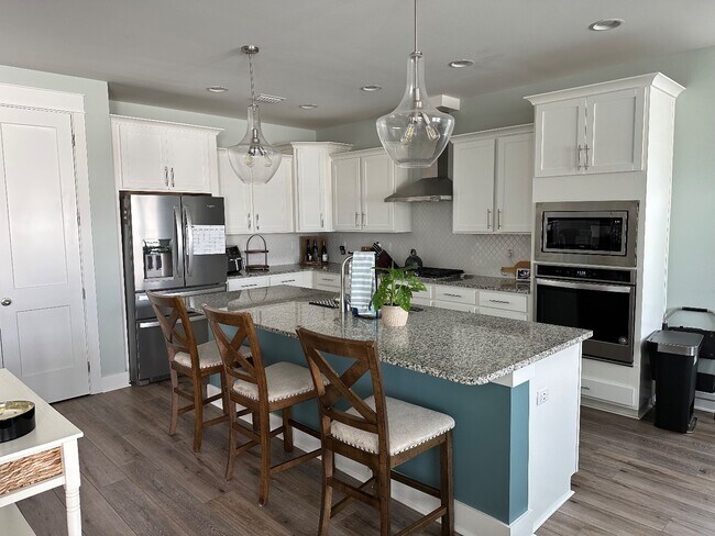 Building Photo - 409 Mill Point Ln