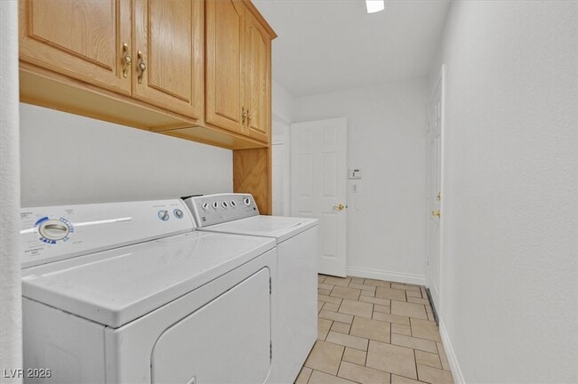 Building Photo - 9123 Fawn Grove Dr