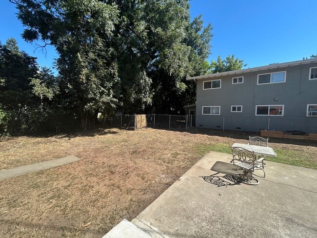 Building Photo - 618 Rancheria Dr