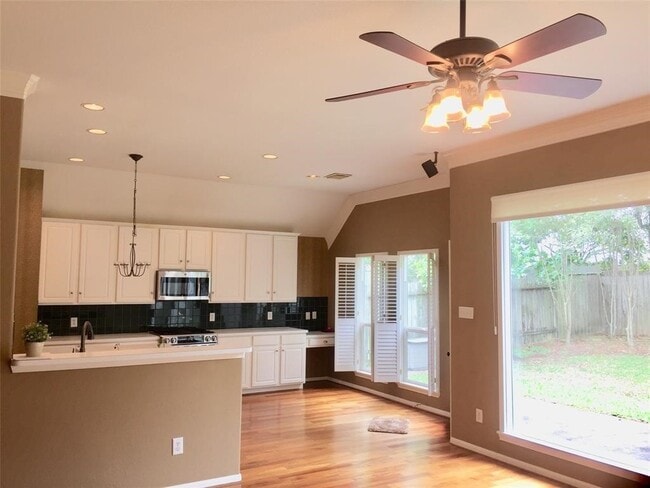 Building Photo - 22539 Bristolwood Ct