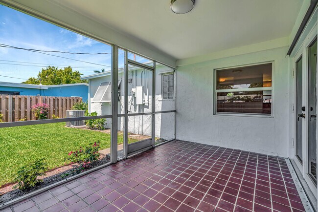 Building Photo - 713 Gumtree Rd
